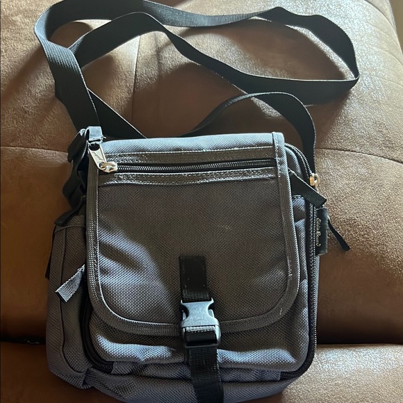 Eddie Bauer Blue Crossbody Camera Bag - Picture 1 of 13